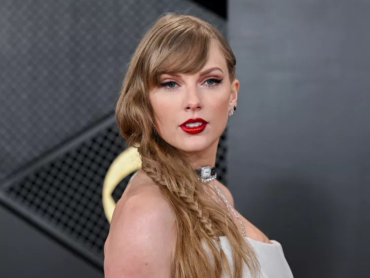 Taylor Swift’s 2024 Grammy Awards Look Foreshadowed Her Secret New Album Announcement